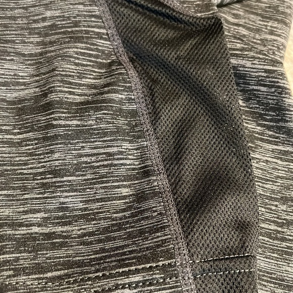 JVINI Black and White Leggings Comfortable and Versatile - Picture 4 of 4